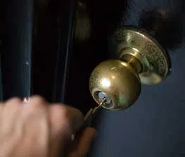 Safe Key Store Scituate, MA 781-327-0793 - 13-Key-Broke-In-Lock